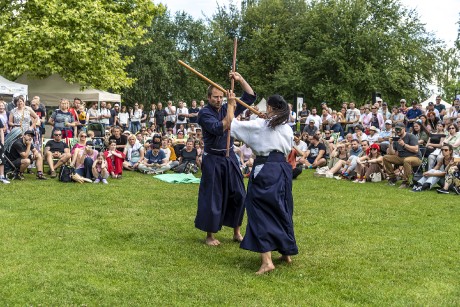 228